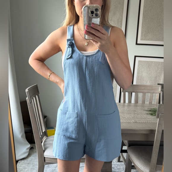 Light Blue Sleeveless Casual Over Alls Romper with Pockets - Picture 3 of 11